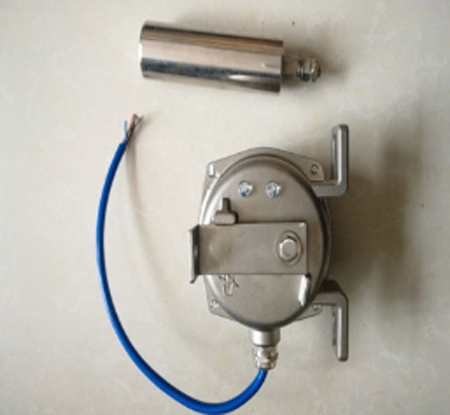 皮帶跑偏開關(guān)LHPE-10/1-LP、皮帶跑偏開關(guān)PB10-45廠家